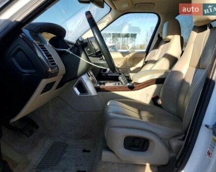 Белый Ленд Ровер Рендж Ровер, объемом двигателя 3 л и пробегом 142 тыс. км за 18100 $, фото 6 на Automoto.ua