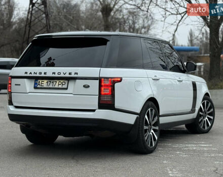 Білий Ленд Ровер Рендж Ровер, об'ємом двигуна 4.37 л та пробігом 272 тис. км за 43000 $, фото 14 на Automoto.ua