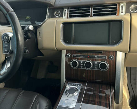 Білий Ленд Ровер Рендж Ровер, об'ємом двигуна 2.99 л та пробігом 245 тис. км за 50000 $, фото 30 на Automoto.ua
