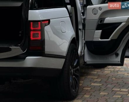 Білий Ленд Ровер Рендж Ровер, об'ємом двигуна 2.99 л та пробігом 180 тис. км за 39850 $, фото 23 на Automoto.ua