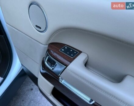 Белый Ленд Ровер Рендж Ровер, объемом двигателя 2.99 л и пробегом 161 тыс. км за 33800 $, фото 82 на Automoto.ua