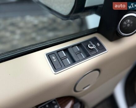 Белый Ленд Ровер Рендж Ровер, объемом двигателя 3 л и пробегом 173 тыс. км за 27500 $, фото 34 на Automoto.ua