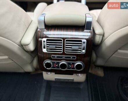 Белый Ленд Ровер Рендж Ровер, объемом двигателя 3 л и пробегом 173 тыс. км за 27900 $, фото 77 на Automoto.ua