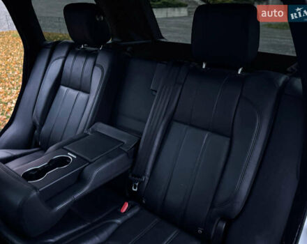 Белый Ленд Ровер Рендж Ровер, объемом двигателя 3 л и пробегом 170 тыс. км за 34000 $, фото 5 на Automoto.ua