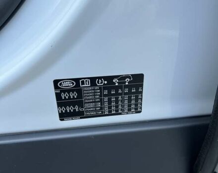 Белый Ленд Ровер Рендж Ровер, объемом двигателя 2.99 л и пробегом 176 тыс. км за 40300 $, фото 68 на Automoto.ua