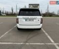 Білий Ленд Ровер Рендж Ровер, об'ємом двигуна 3 л та пробігом 175 тис. км за 33000 $, фото 5 на Automoto.ua