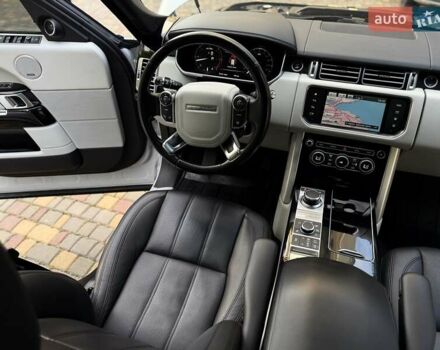 Білий Ленд Ровер Рендж Ровер, об'ємом двигуна 2.99 л та пробігом 180 тис. км за 39850 $, фото 75 на Automoto.ua