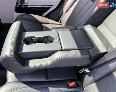 Белый Ленд Ровер Рендж Ровер, объемом двигателя 2.99 л и пробегом 176 тыс. км за 40300 $, фото 44 на Automoto.ua