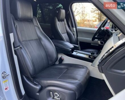 Білий Ленд Ровер Рендж Ровер, об'ємом двигуна 3 л та пробігом 120 тис. км за 34999 $, фото 78 на Automoto.ua