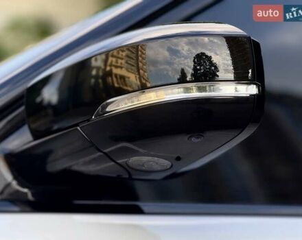 Білий Ленд Ровер Рендж Ровер, об'ємом двигуна 2.99 л та пробігом 180 тис. км за 39850 $, фото 30 на Automoto.ua