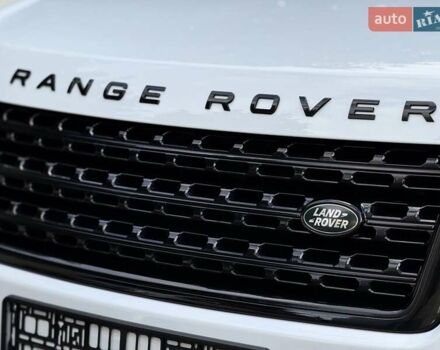 Білий Ленд Ровер Рендж Ровер, об'ємом двигуна 2.99 л та пробігом 180 тис. км за 39850 $, фото 27 на Automoto.ua