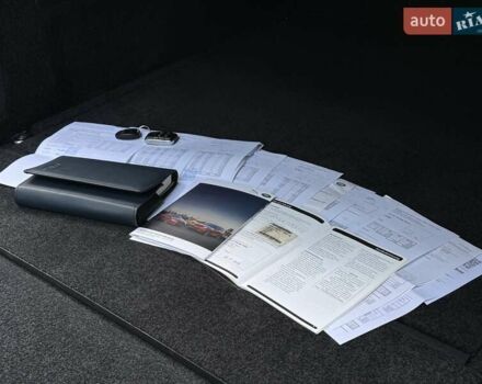 Білий Ленд Ровер Рендж Ровер, об'ємом двигуна 2.99 л та пробігом 180 тис. км за 39850 $, фото 25 на Automoto.ua