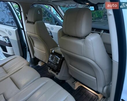 Белый Ленд Ровер Рендж Ровер, объемом двигателя 2.99 л и пробегом 161 тыс. км за 33800 $, фото 74 на Automoto.ua