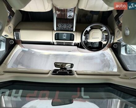 Белый Ленд Ровер Рендж Ровер, объемом двигателя 3 л и пробегом 173 тыс. км за 28400 $, фото 69 на Automoto.ua