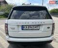 Білий Ленд Ровер Рендж Ровер, об'ємом двигуна 4.37 л та пробігом 122 тис. км за 49900 $, фото 9 на Automoto.ua