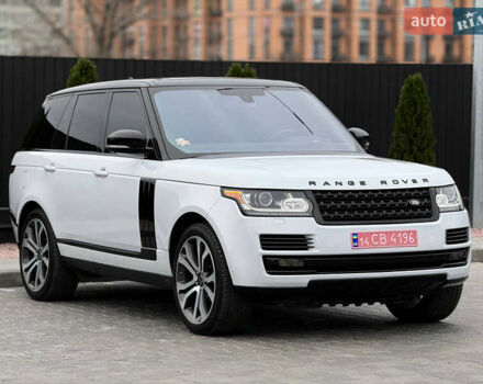 Білий Ленд Ровер Рендж Ровер, об'ємом двигуна 3 л та пробігом 205 тис. км за 38500 $, фото 1 на Automoto.ua