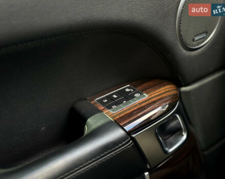 Белый Ленд Ровер Рендж Ровер, объемом двигателя 3 л и пробегом 147 тыс. км за 36000 $, фото 9 на Automoto.ua