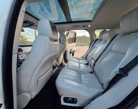 Белый Ленд Ровер Рендж Ровер, объемом двигателя 3 л и пробегом 46 тыс. км за 7300 $, фото 5 на Automoto.ua