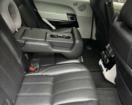 Ленд Ровер Рендж Ровер 2016 у Києві на Automoto.ua Білий Ленд Ровер Рендж Ровер, об'ємом двигуна 2.99 л та пробігом 159 тис. км за 42000 $, фото 16 на Automoto.ua