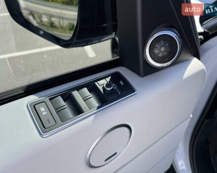 Белый Ленд Ровер Рендж Ровер, объемом двигателя 2.99 л и пробегом 176 тыс. км за 40300 $, фото 31 на Automoto.ua