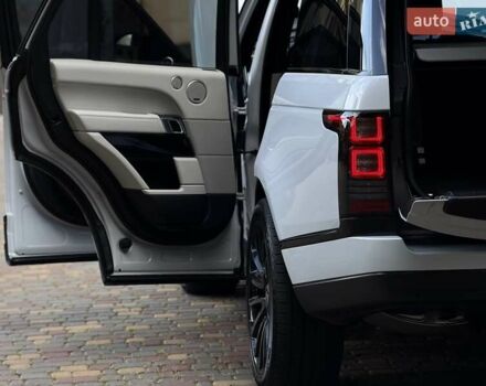 Білий Ленд Ровер Рендж Ровер, об'ємом двигуна 2.99 л та пробігом 180 тис. км за 39850 $, фото 52 на Automoto.ua