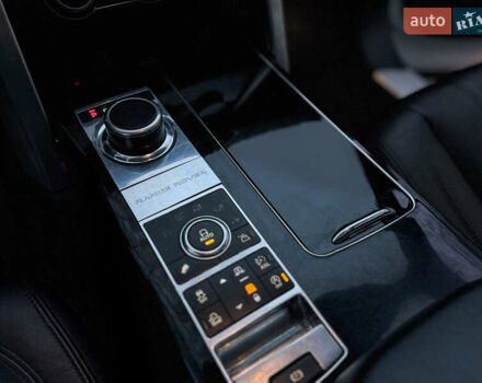 Белый Ленд Ровер Рендж Ровер, объемом двигателя 3 л и пробегом 170 тыс. км за 34000 $, фото 7 на Automoto.ua