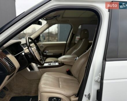 Білий Ленд Ровер Рендж Ровер, об'ємом двигуна 3 л та пробігом 173 тис. км за 27500 $, фото 42 на Automoto.ua