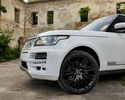 Білий Ленд Ровер Рендж Ровер, об'ємом двигуна 4.37 л та пробігом 100 тис. км за 42000 $, фото 2 на Automoto.ua