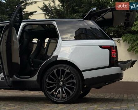 Білий Ленд Ровер Рендж Ровер, об'ємом двигуна 2.99 л та пробігом 180 тис. км за 39850 $, фото 16 на Automoto.ua