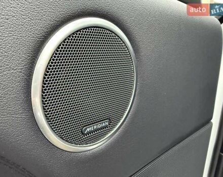 Белый Ленд Ровер Рендж Ровер, объемом двигателя 2.99 л и пробегом 133 тыс. км за 33700 $, фото 28 на Automoto.ua