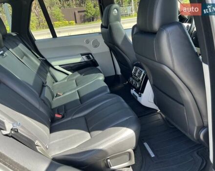 Белый Ленд Ровер Рендж Ровер, объемом двигателя 2.99 л и пробегом 176 тыс. км за 40300 $, фото 45 на Automoto.ua