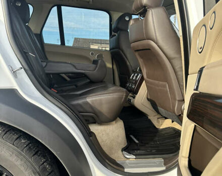 Білий Ленд Ровер Рендж Ровер, об'ємом двигуна 2.99 л та пробігом 245 тис. км за 50000 $, фото 35 на Automoto.ua