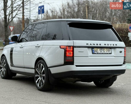Білий Ленд Ровер Рендж Ровер, об'ємом двигуна 4.37 л та пробігом 272 тис. км за 43000 $, фото 12 на Automoto.ua