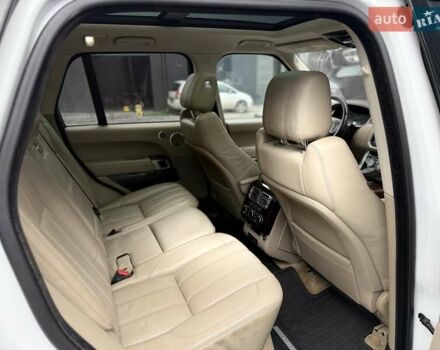 Белый Ленд Ровер Рендж Ровер, объемом двигателя 3 л и пробегом 173 тыс. км за 27900 $, фото 65 на Automoto.ua