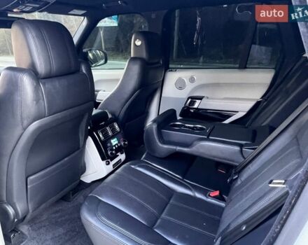 Білий Ленд Ровер Рендж Ровер, об'ємом двигуна 3 л та пробігом 120 тис. км за 34999 $, фото 69 на Automoto.ua