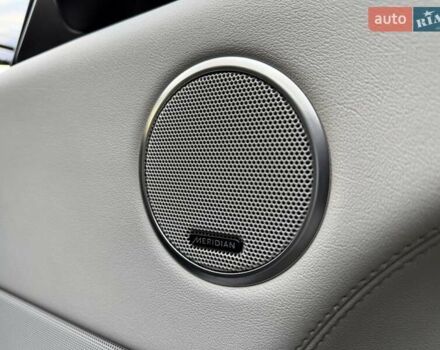 Білий Ленд Ровер Рендж Ровер, об'ємом двигуна 2.99 л та пробігом 180 тис. км за 39850 $, фото 60 на Automoto.ua