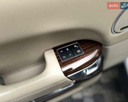 Белый Ленд Ровер Рендж Ровер, объемом двигателя 3 л и пробегом 173 тыс. км за 27900 $, фото 86 на Automoto.ua