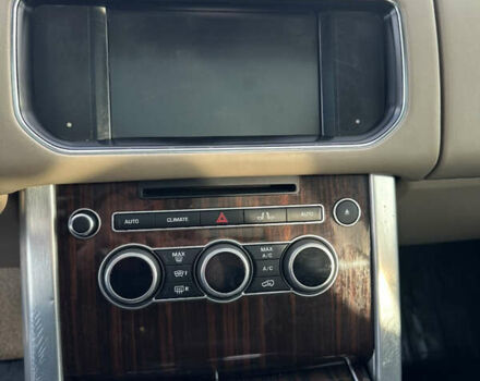 Білий Ленд Ровер Рендж Ровер, об'ємом двигуна 2.99 л та пробігом 245 тис. км за 50000 $, фото 53 на Automoto.ua