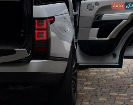 Білий Ленд Ровер Рендж Ровер, об'ємом двигуна 2.99 л та пробігом 180 тис. км за 39850 $, фото 53 на Automoto.ua