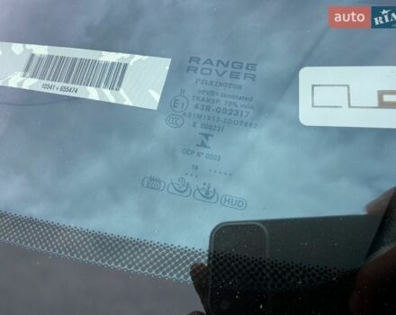Білий Ленд Ровер Рендж Ровер, об'ємом двигуна 3 л та пробігом 175 тис. км за 33000 $, фото 15 на Automoto.ua