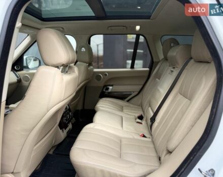 Белый Ленд Ровер Рендж Ровер, объемом двигателя 3 л и пробегом 173 тыс. км за 27500 $, фото 72 на Automoto.ua