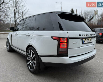 Білий Ленд Ровер Рендж Ровер, об'ємом двигуна 4.37 л та пробігом 272 тис. км за 43000 $, фото 8 на Automoto.ua