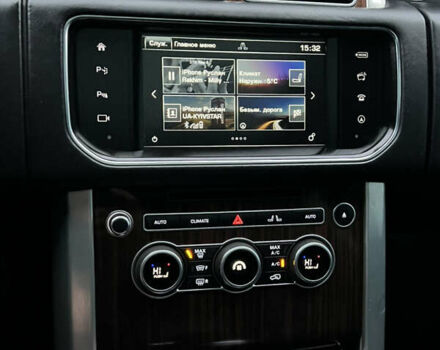 Білий Ленд Ровер Рендж Ровер, об'ємом двигуна 3 л та пробігом 204 тис. км за 35000 $, фото 21 на Automoto.ua