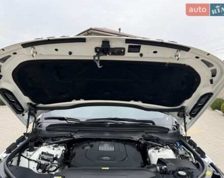 Білий Ленд Ровер Рендж Ровер, об'ємом двигуна 2.99 л та пробігом 134 тис. км за 32500 $, фото 43 на Automoto.ua