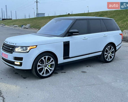 Білий Ленд Ровер Рендж Ровер, об'ємом двигуна 3 л та пробігом 204 тис. км за 35000 $, фото 5 на Automoto.ua