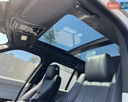 Белый Ленд Ровер Рендж Ровер, объемом двигателя 2.99 л и пробегом 176 тыс. км за 40300 $, фото 38 на Automoto.ua