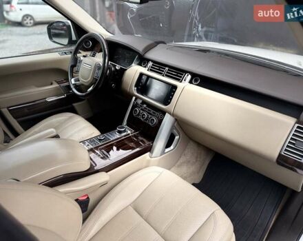 Белый Ленд Ровер Рендж Ровер, объемом двигателя 3 л и пробегом 173 тыс. км за 27900 $, фото 58 на Automoto.ua