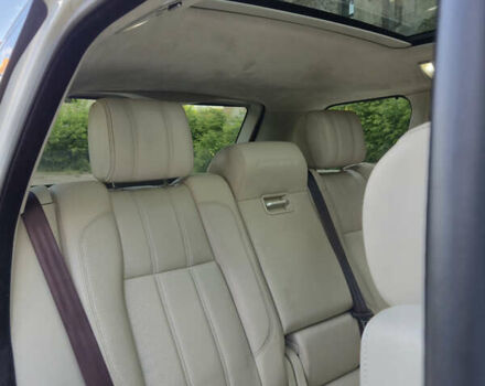 Білий Ленд Ровер Рендж Ровер, об'ємом двигуна 4.37 л та пробігом 100 тис. км за 42000 $, фото 33 на Automoto.ua