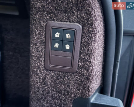 Білий Ленд Ровер Рендж Ровер, об'ємом двигуна 4.37 л та пробігом 150 тис. км за 48000 $, фото 19 на Automoto.ua