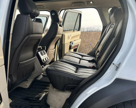 Білий Ленд Ровер Рендж Ровер, об'ємом двигуна 2.99 л та пробігом 245 тис. км за 50000 $, фото 45 на Automoto.ua